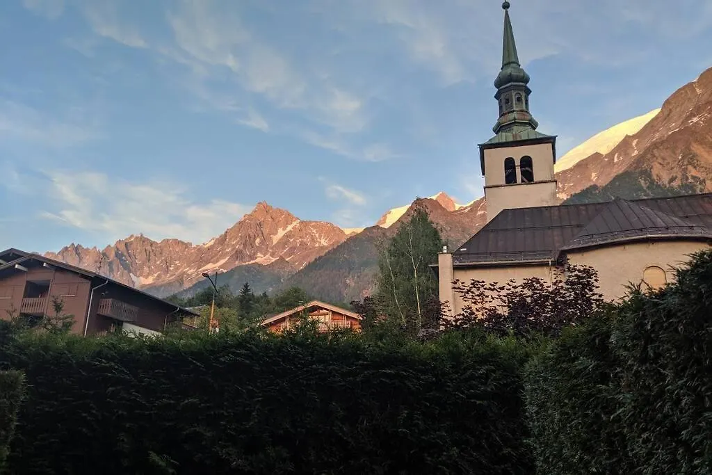 Bright Refurbished Apartment - Central Les Houches
